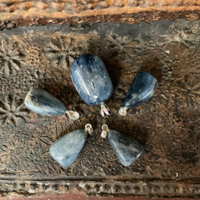 Blauw Kyaniet hanger